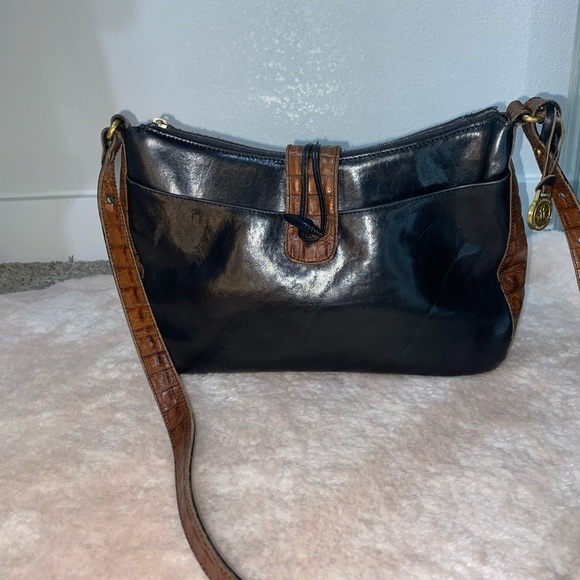 Vintage Brahmin crossbody - Picture 2 of 10